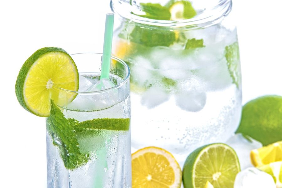Vyzkoušejte osvěžující letní nápoje bez alkoholu