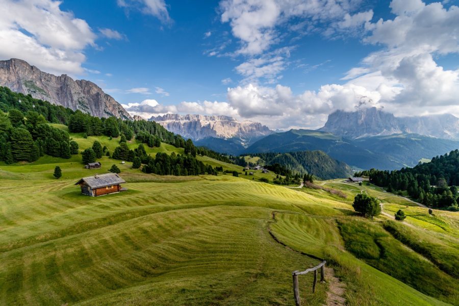 Ze zasněžených hor do rozkvetlých údolí v Jižním Tyrolsku