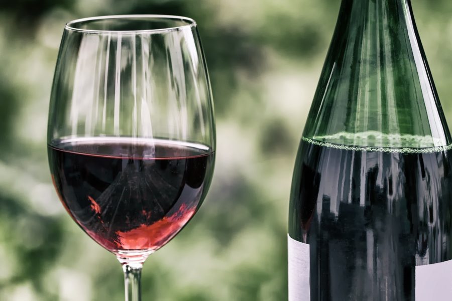 Vinaři lákají návštěvníky na degustaci vína pod hvězdami